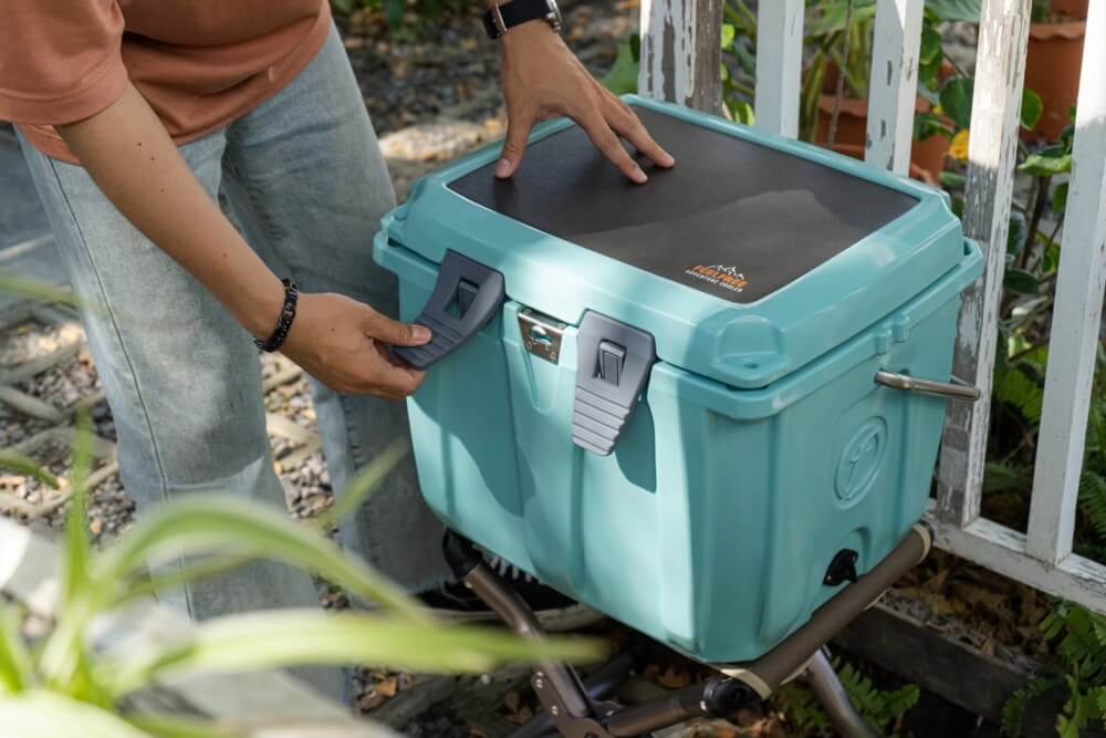 ถังน้ำแข็งเกรดพรีเมี่ยม FEELFREE ขนาด 25 ลิตร สี ARCTIC BLUE_7